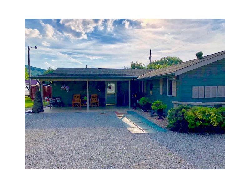 108 Shawnee Street Bainbridge OH 45612 Residential