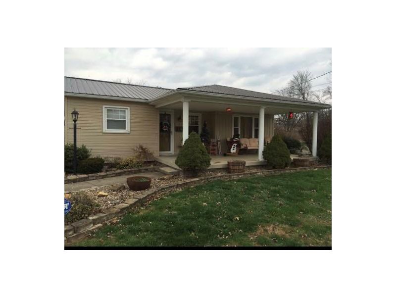 118 Thomas St. Oak Hill OH 45656 Residential