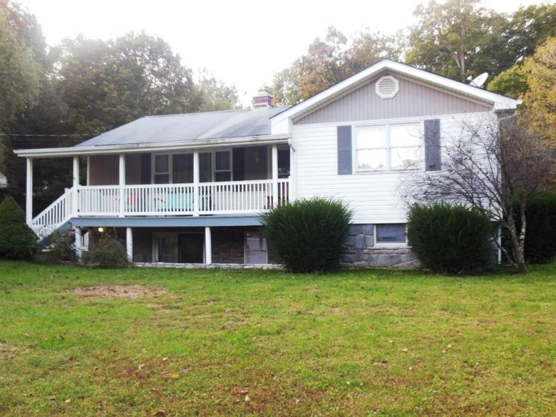 1955 SW St. Rt. 220 Piketon OH 45661 Residential