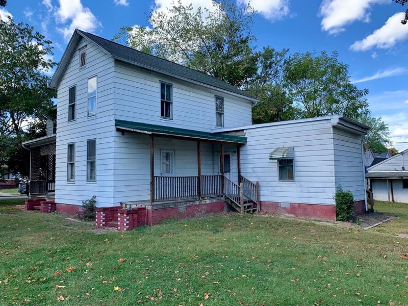 82 State Street Jackson OH 45640 Residential