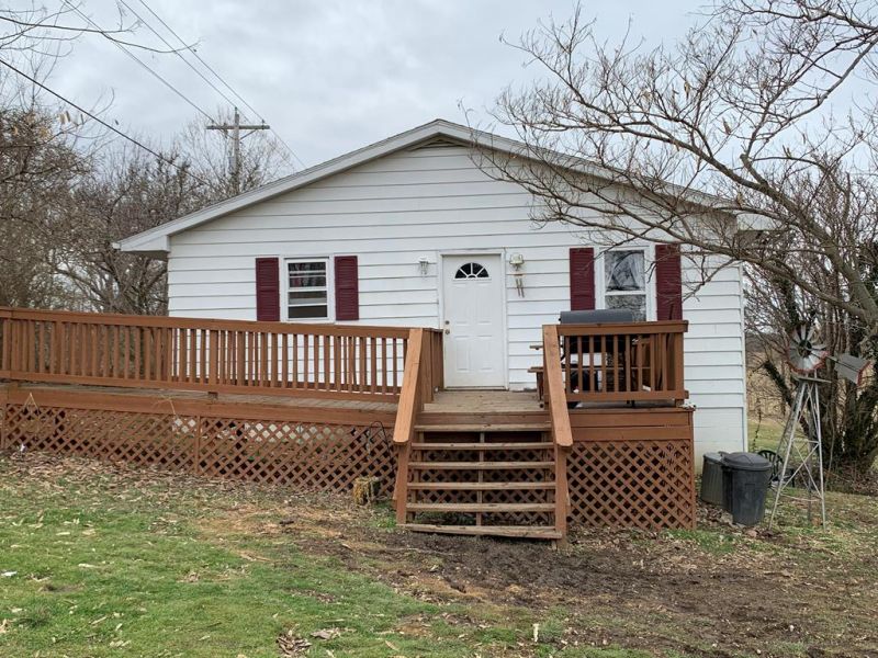 893 Sulphur Lick Rd. Frankfort OH 45628 Residential