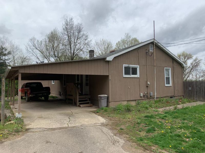 436 S Maple Bainbridge OH 45612 Residential