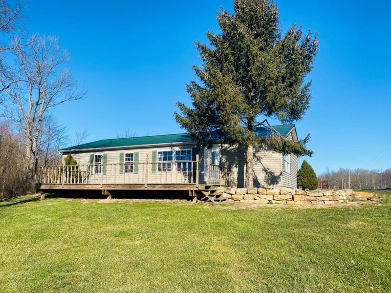 2933 Falls Road Bainbridge OH 45612 Residential