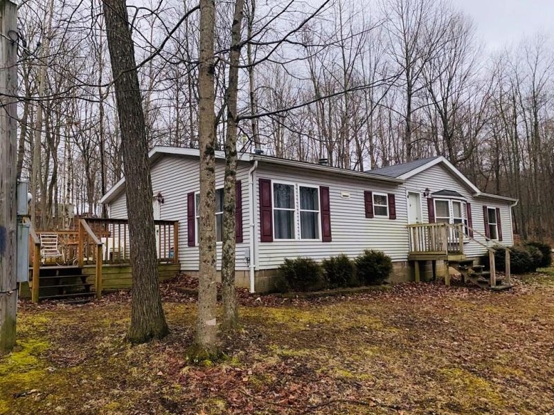 1557 Davis Bainbridge OH 45612 Residential