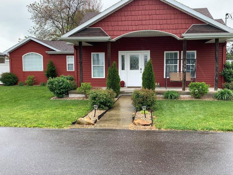 119 Jefferson Ave. Oak Hill OH 45656 Residential