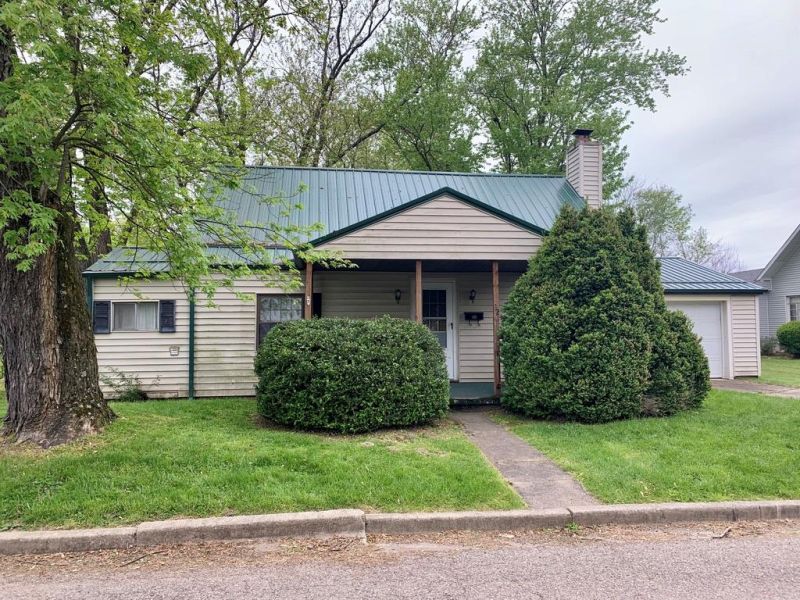 32 Payne Street Jackson OH 45640 Residential