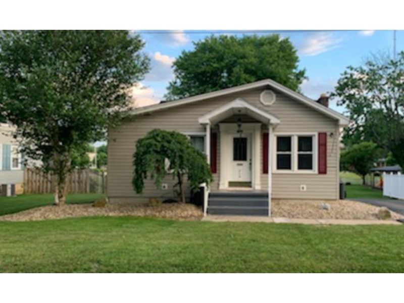 213 W Maple Ave. Oak Hill OH 45656 Residential