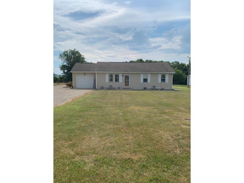 607 Clark Lane Frankfort OH 45628 Residential