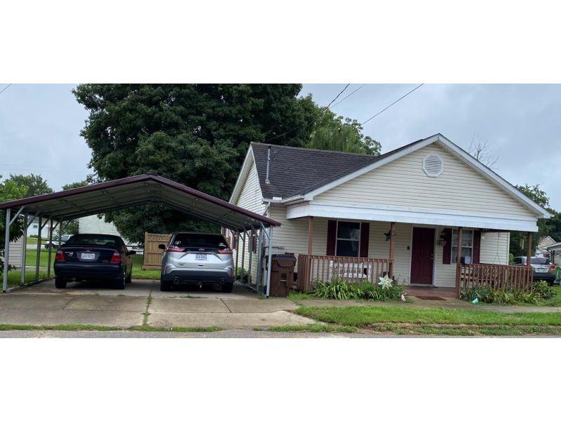 305 W Third Ave. Waverly OH 45690 Residential