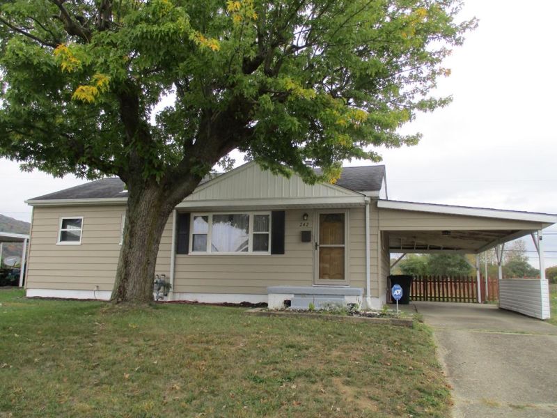 242 Mt. Logan Drive Chillicothe OH 45601 Residential