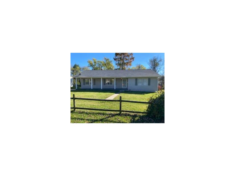 390 Orchard Lane Chillicothe OH 45601 Residential