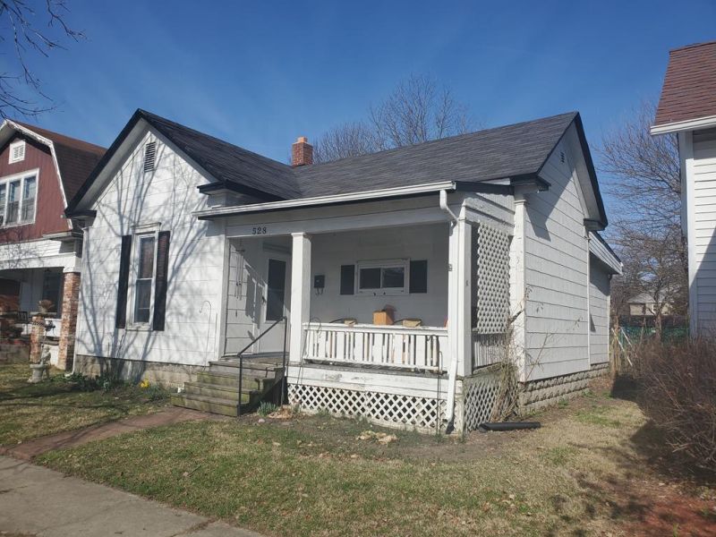 528 E Temple Street Washington Court House OH 43160 Residential