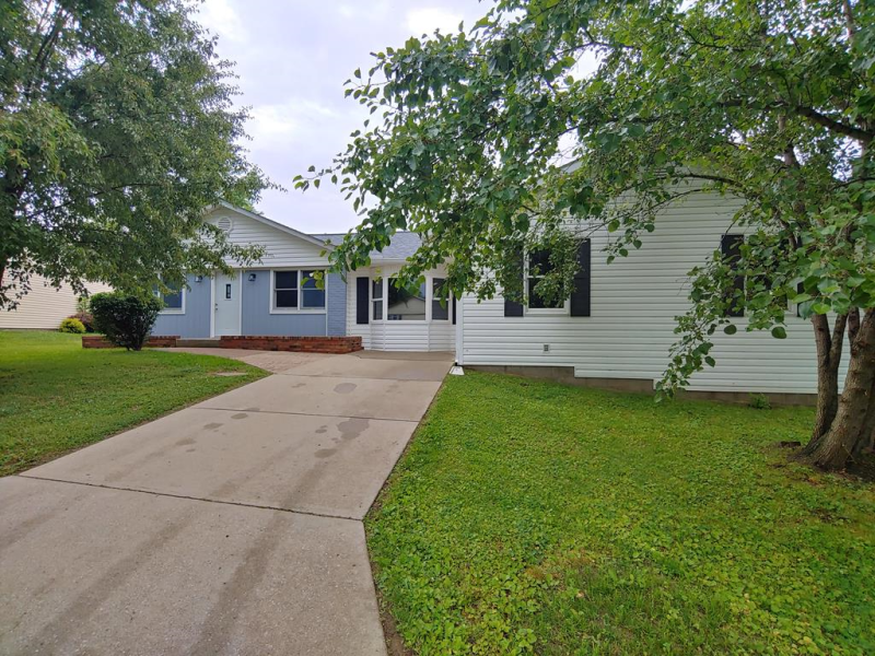 100 Sunrise Lane Waverly OH 45690 Residential