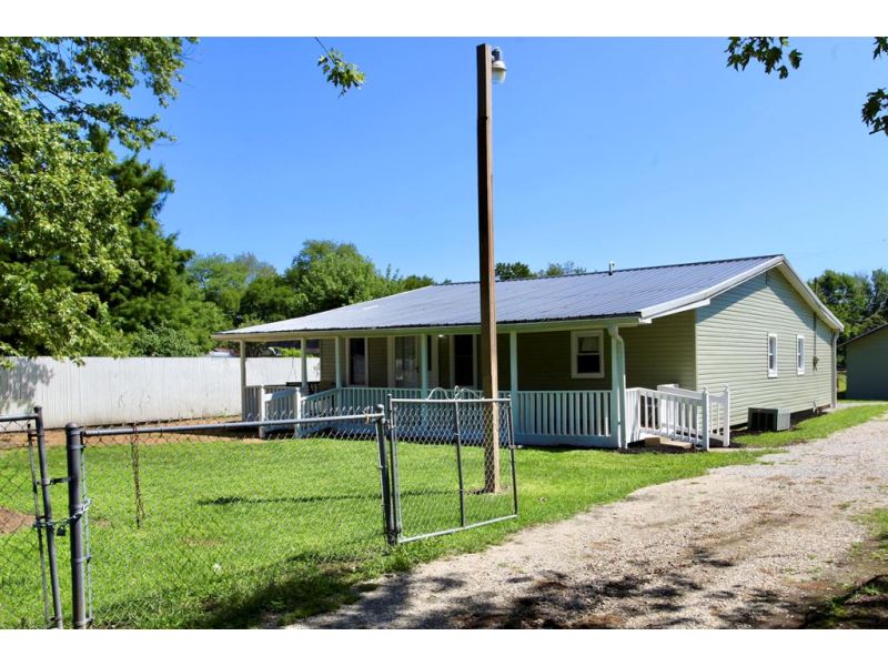 44 Darst Road Waverly OH 45690 Residential