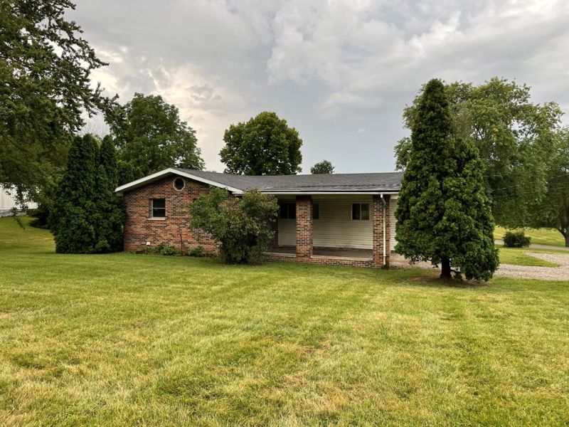 3200 Musselman Station Frankfort OH 45628 Residential