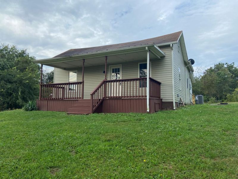 1415 Camelin Hill Road Chillicothe OH 45601 Residential