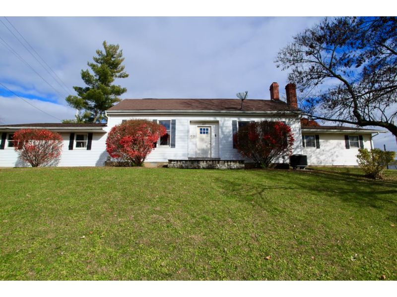 227 N 2ND ST Frankfort OH 45628 Residential