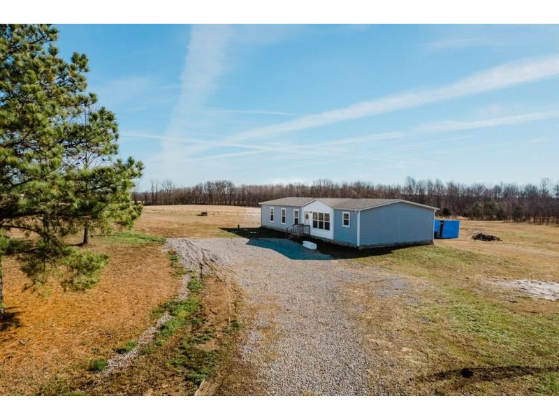 6198 Potts Hill Road Bainbridge OH 45612 Residential