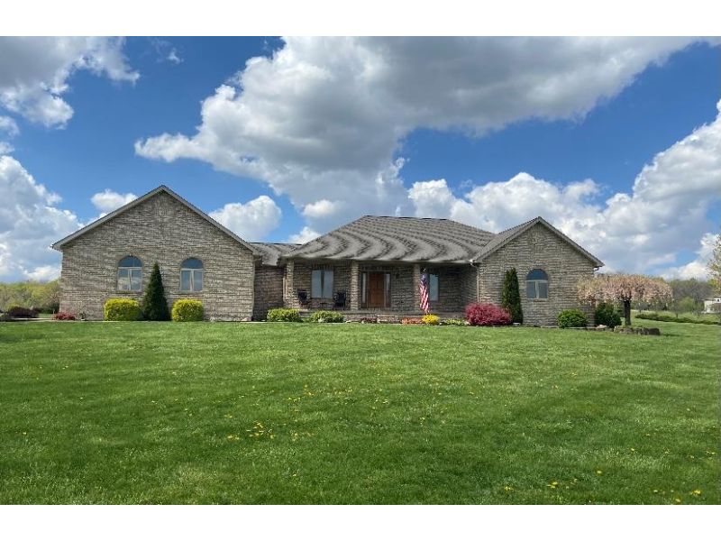 44 Hummingbird Court Chillicothe OH 45601 Residential