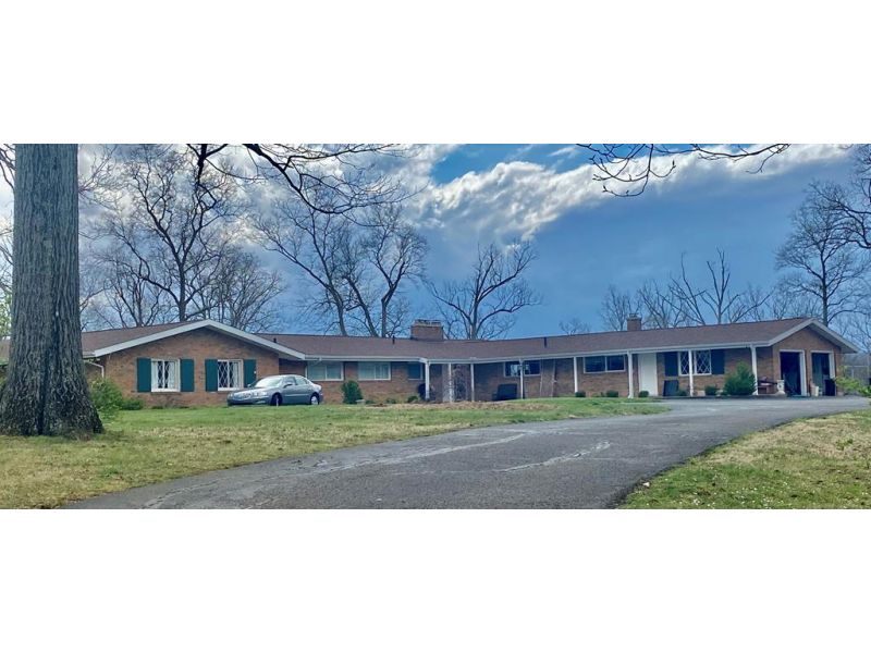 102 Crestwood Drive Waverly OH 45690 Residential