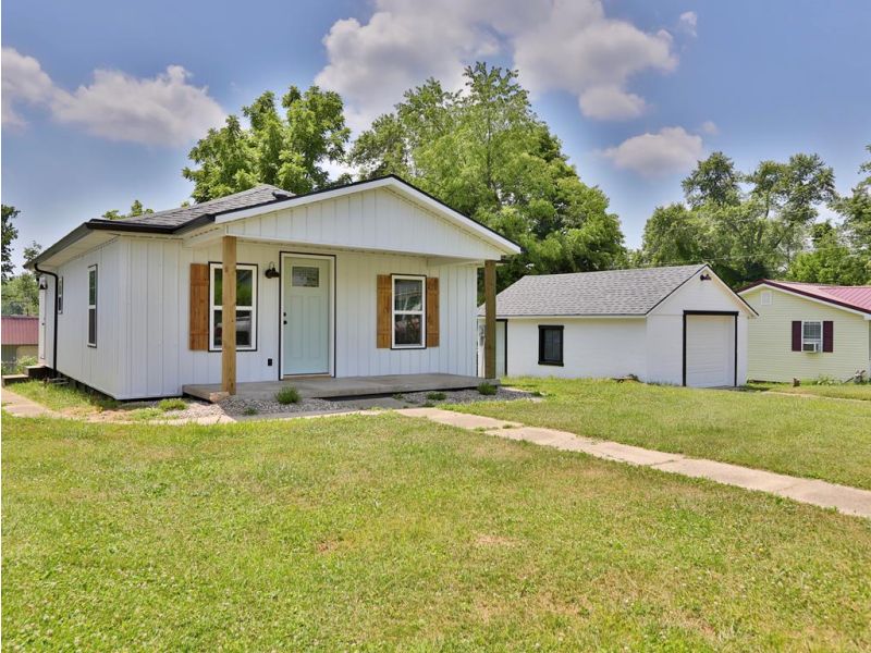 7 Vine Street Jackson OH 45640 Residential