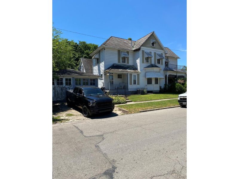 202 E 5TH ST Chillicothe OH 45601 Residential