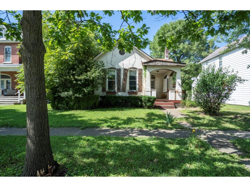 687 E Main  Street Chillicothe OH 45601 Residential