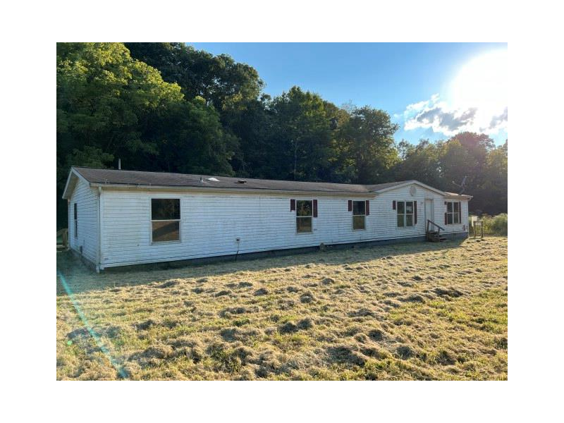 32925 Sidehill Rd. Rutland OH 45775 Residential