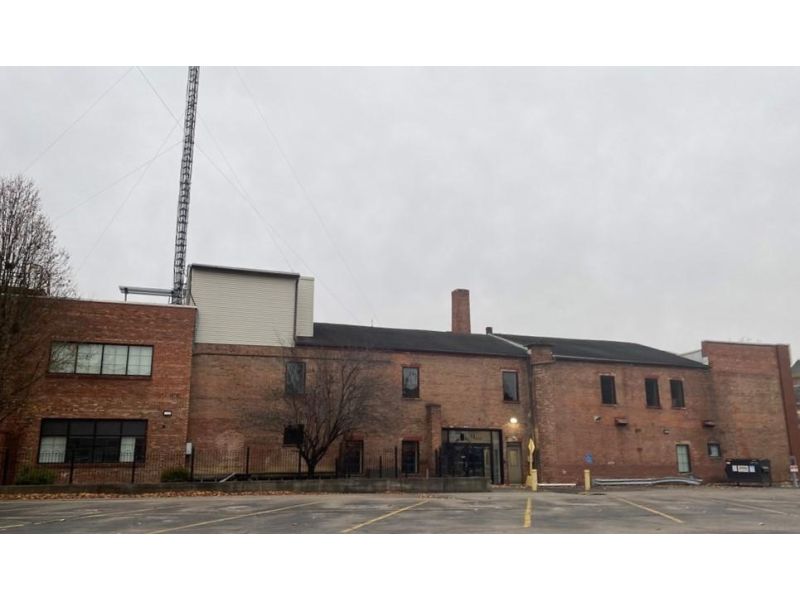 30 E Main  Street Chillicothe OH 45601 Real Estate Only