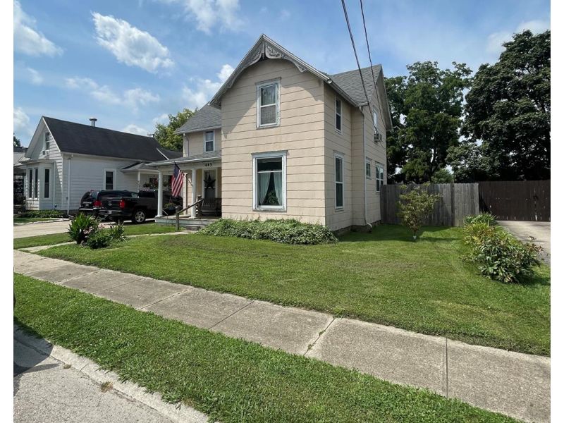 445 N Spring Street Wilmington OH 45177 Residential