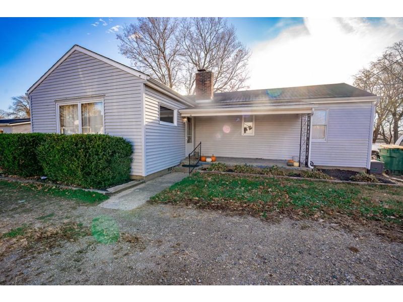 39 Anderson Ave. Frankfort OH 45628 Residential