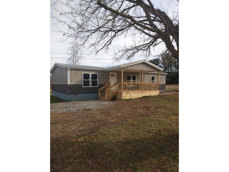 127 Lucy Rd. Lucasville OH 45648 Residential