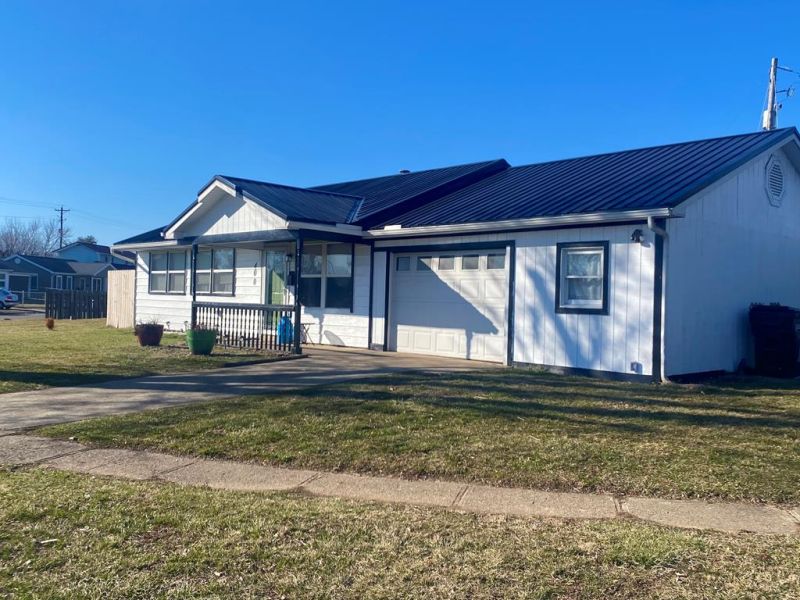 400 Gordon Ave. Waverly OH 45690 Residential