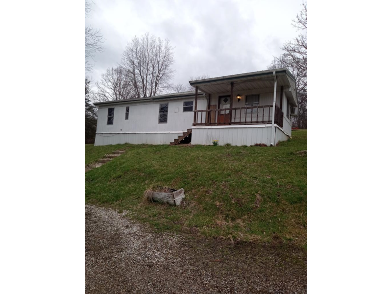 2005 Livingston Ave. Wellston OH 45692 Residential