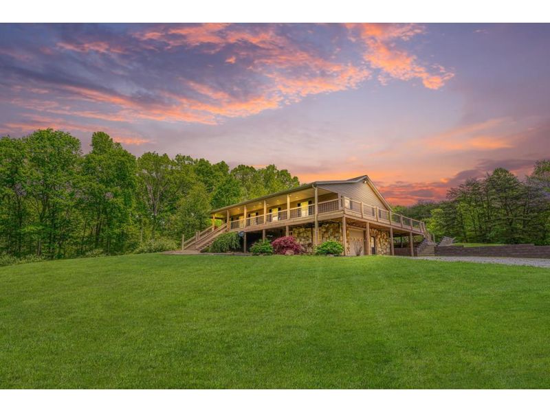 20328 St. Rt. 328 New Plymouth OH 45654 Residential