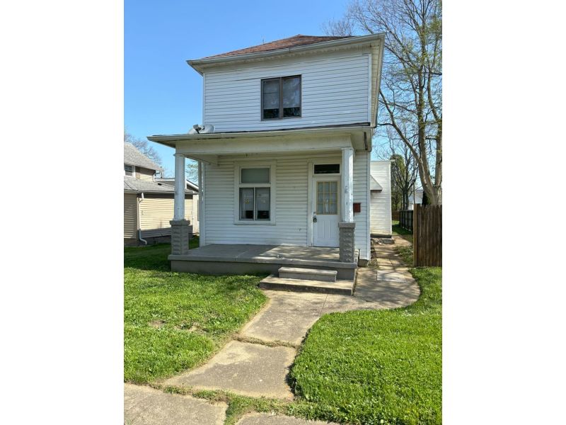 829 Adams Ave. Chillicothe OH 45601 Residential