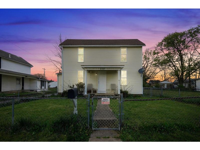 226 Logan Street Circleville OH 43113 Residential