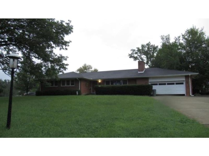 19 Ridge Drive Chillicothe OH 45601 Residential