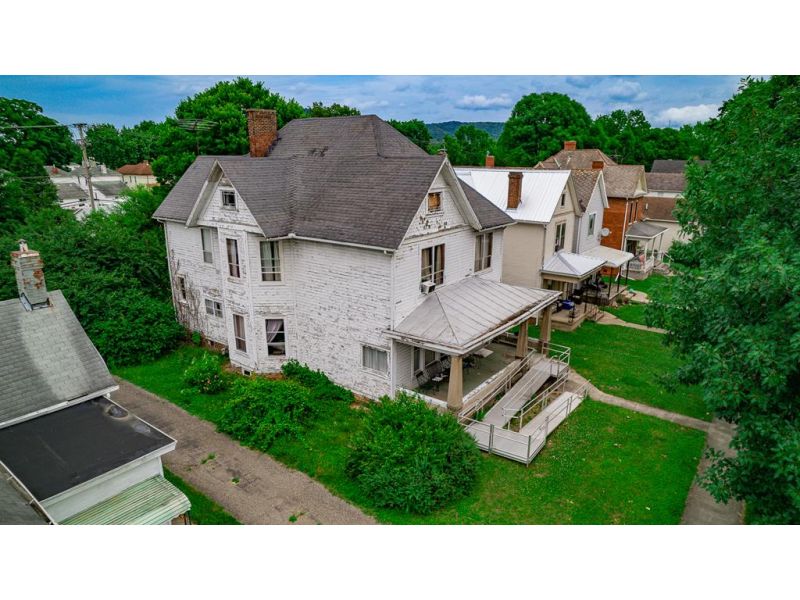 667 E Main Street, E. Chillicothe OH 45601 Residential