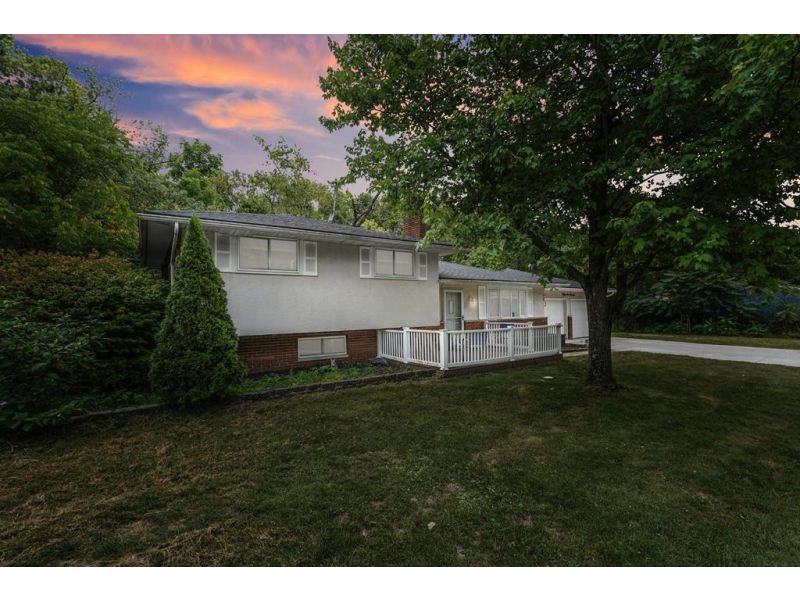 5616 Harrisburg Georgesville Rd. Grove City OH 43123 Residential