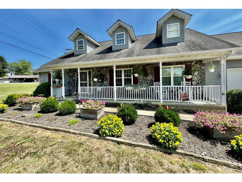 98 Hilltop Lane Piketon OH 45661 Residential