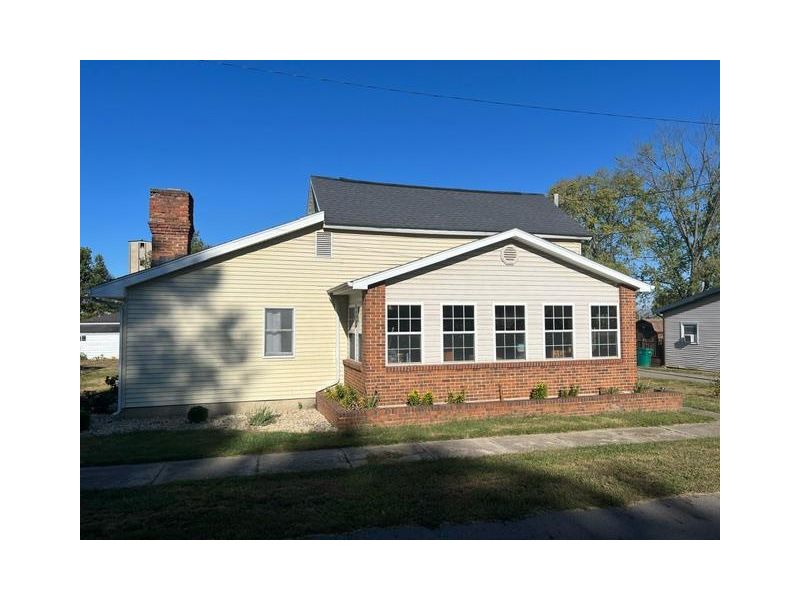 15 Elm Street Kingston OH 45644 Residential