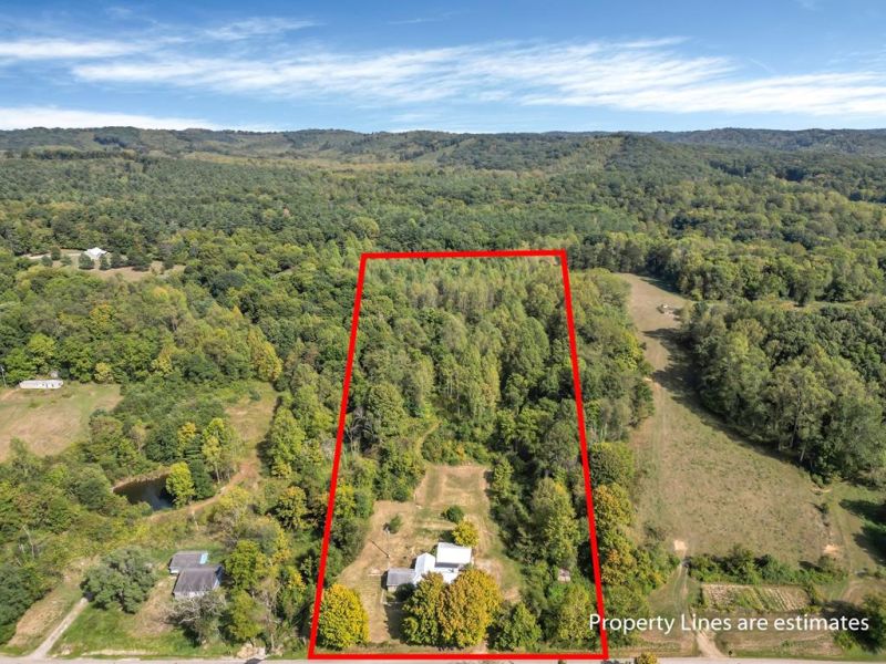 5240 Walnut Creek Road Kingston OH 45644 Residential