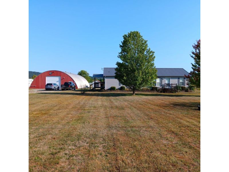 2075 Coal Dock Waverly OH 45690 Residential