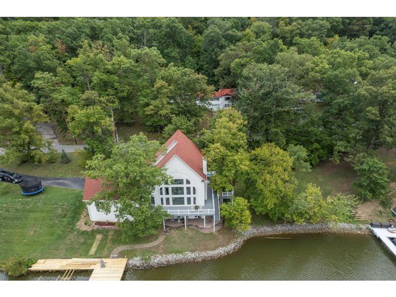 748 St. Rt. 552 Waverly OH 45690 Residential