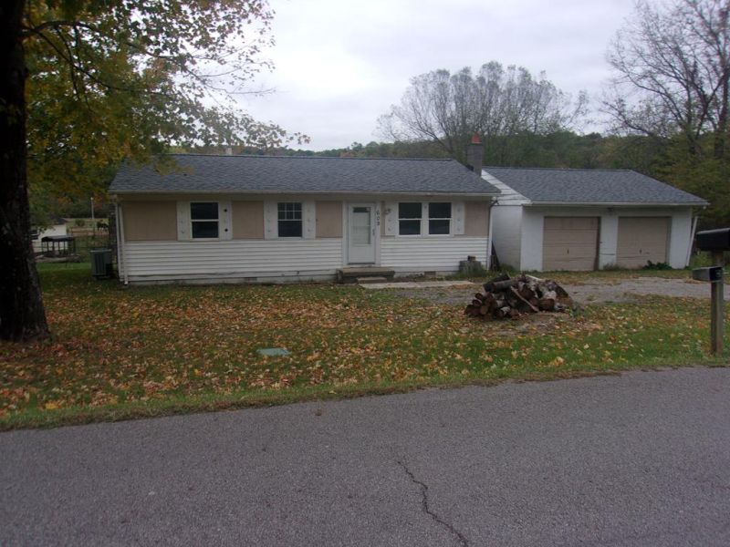609 Graves Road Chillicothe OH 45601 Residential