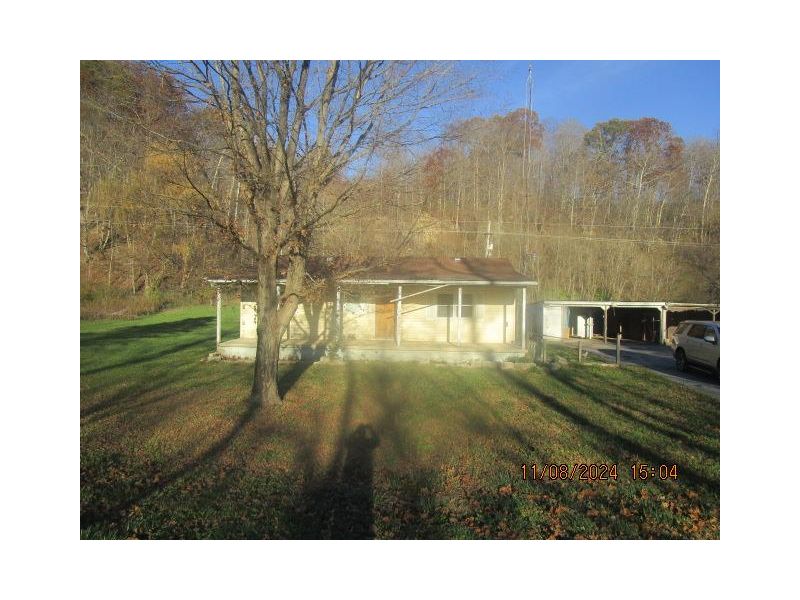 8830 N St. Rt. 41, N. Bainbridge OH 45612 Residential