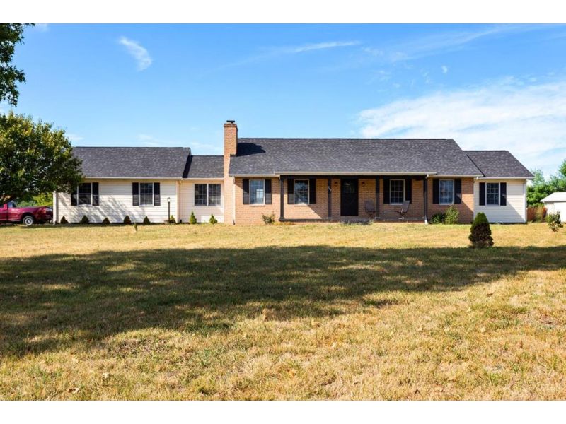 269 Maple Grove Chillicothe OH 45601 Residential