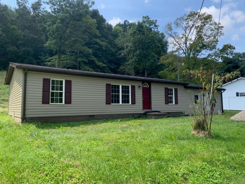 3372 Stoney Creek Chillicothe OH 45601 Residential