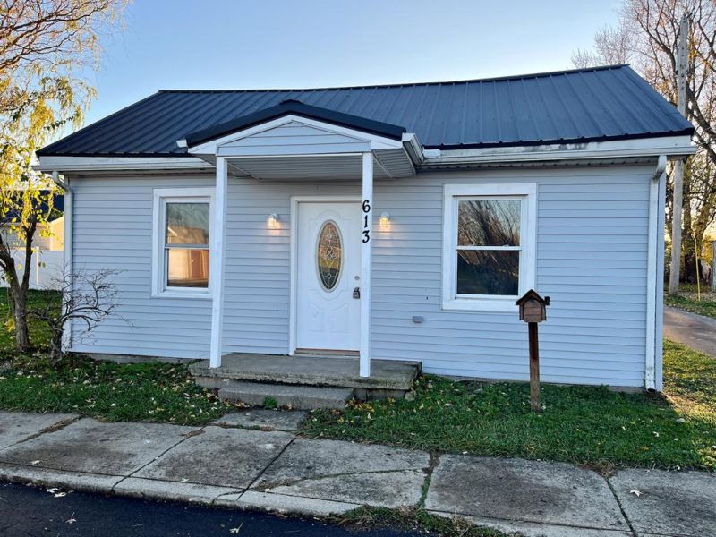 613 Delaware Street Washington Court House OH 43160 Residential
